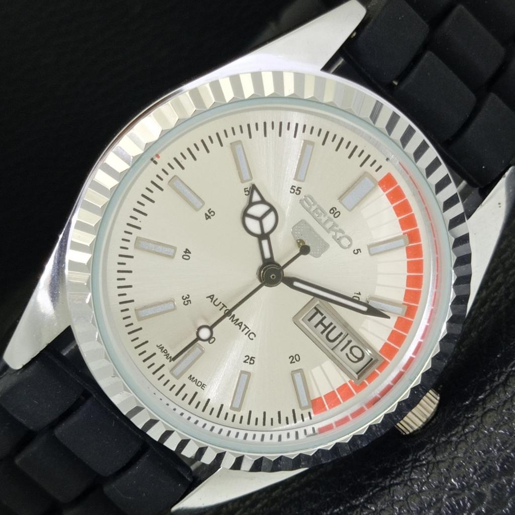 

REFURBISHED SEIKO 5 AUTOMATIC 6309A VINTAGE JAPAN MENS SILVER WATCH a440835-9 Sk-a440835-1