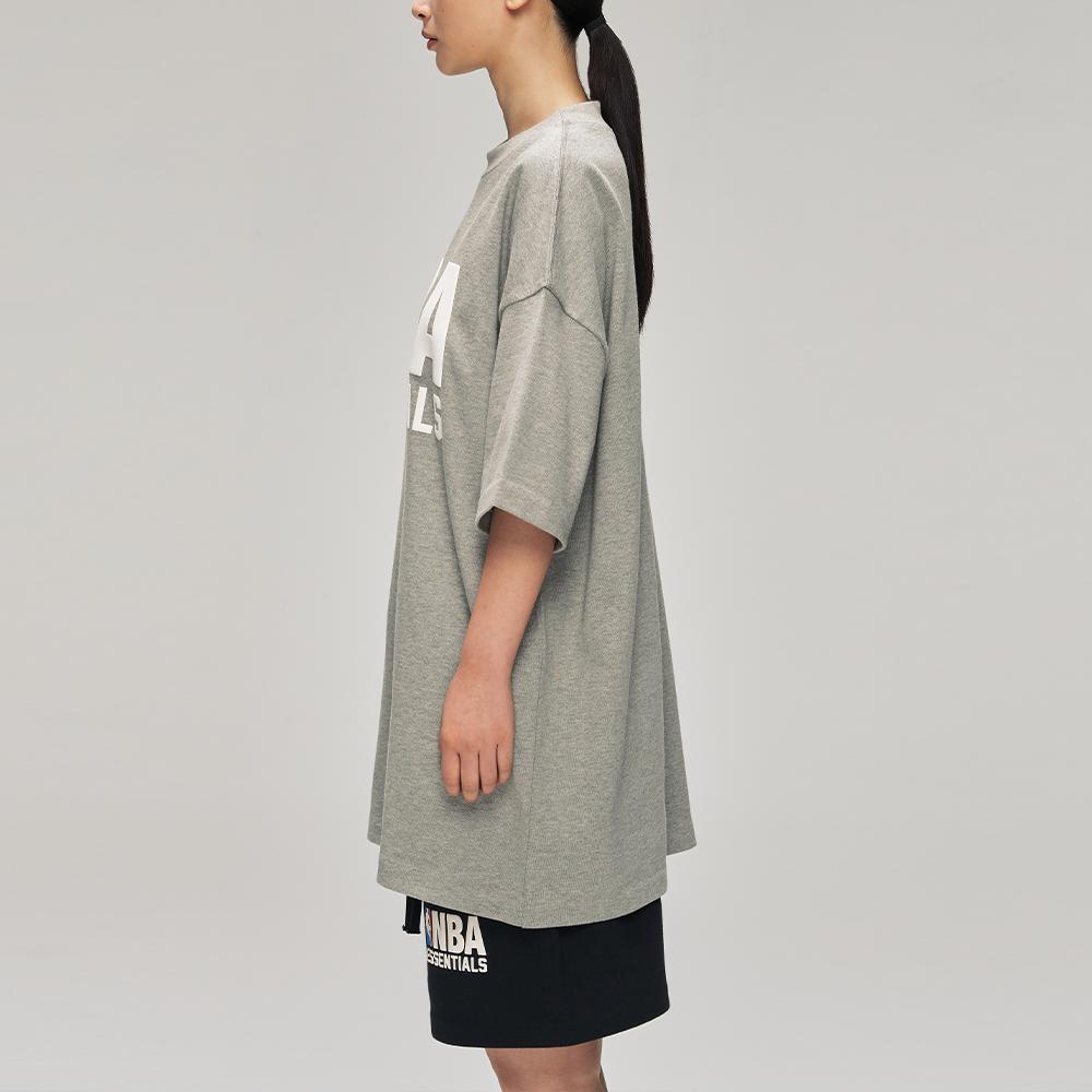 Fear of God Essentials NBA 90er Jahre T-Shirt Beton Heather Herren Oberteile Grau 125NB252002F
