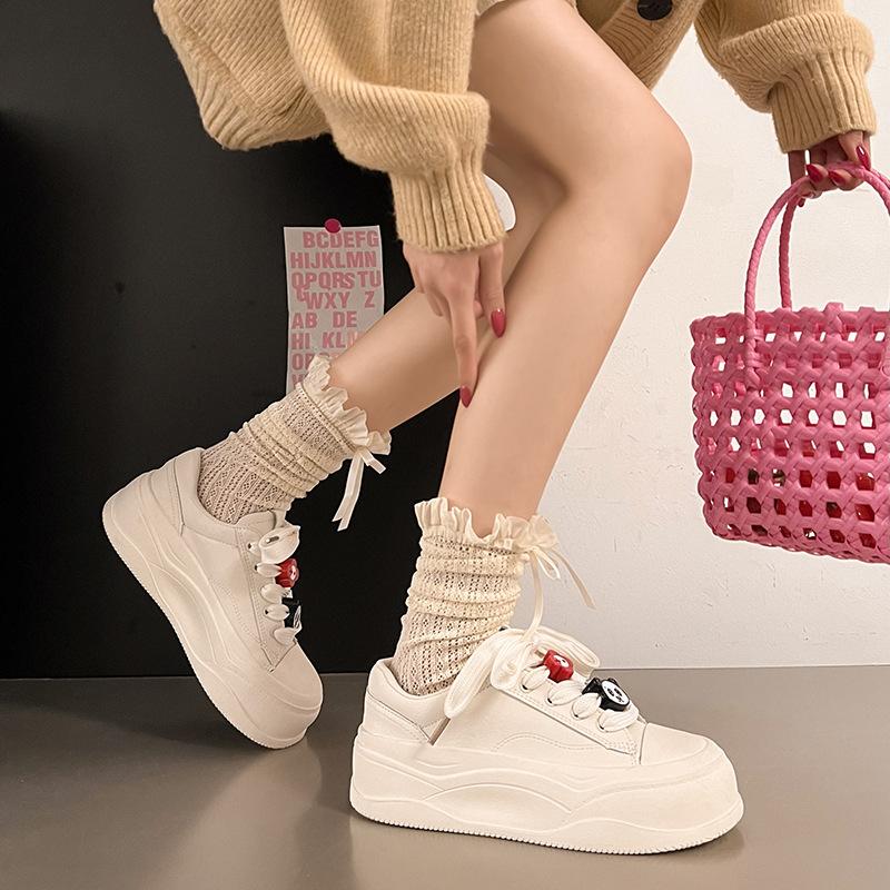 Original niche thick-soled ugly cute little white shoes women's 2025 spring new retro round head board shoes sports and leisure shoes