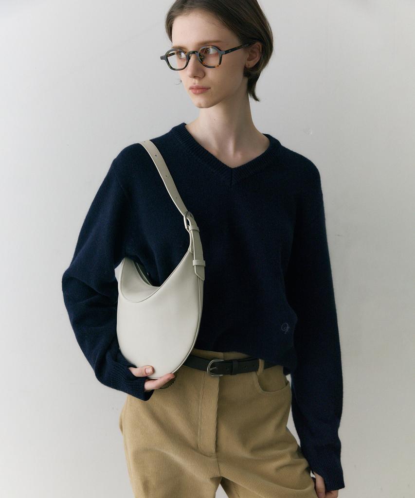 Ostkaka Slouch Mini Hobo Ivory