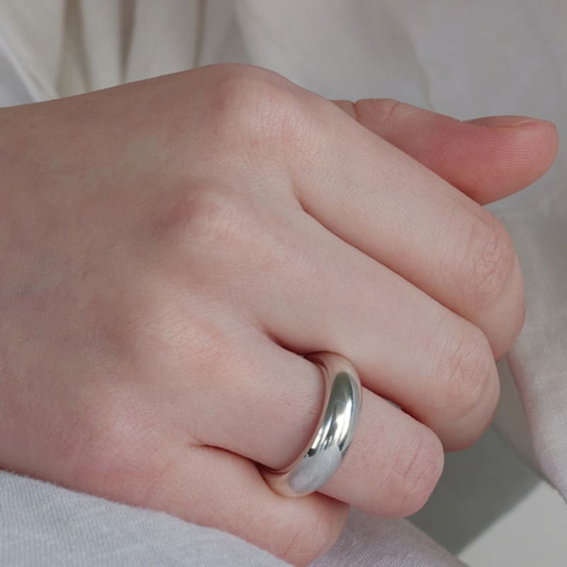 MONDAY EDITION Bold Dome Ring