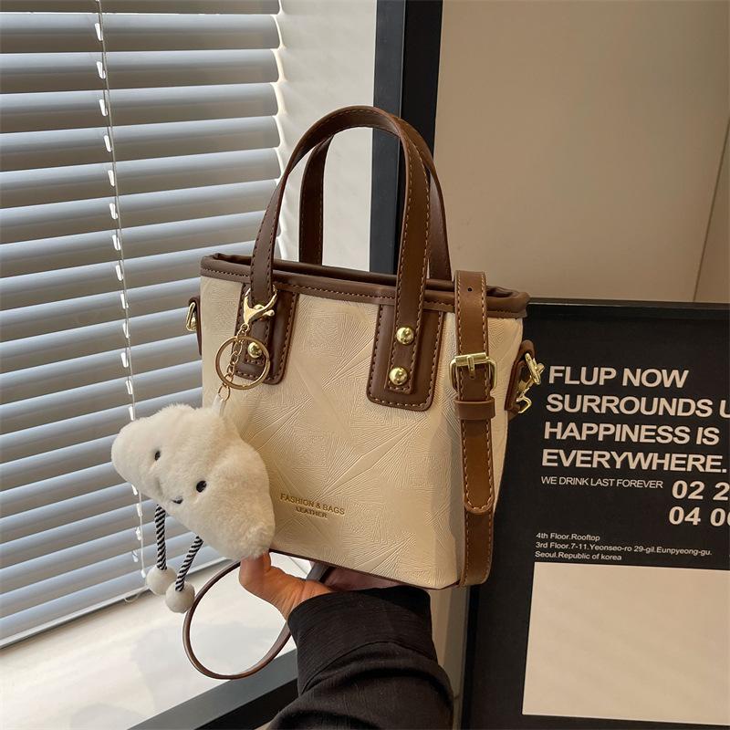Hand Bag Women's New Versatile Small Square Bag Shoulder Messenger Bag