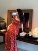 French retro enthusiastic red floral small flying sleeve square neck dress, summer new waist and thin long pear shape