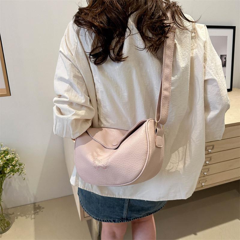 Stylish Commute Bag Trendy Small Shoulder Bag For Women 2024 Summer Collection