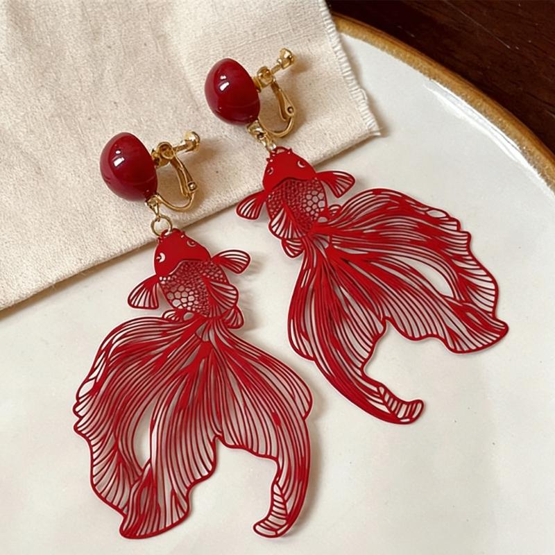 No Piercing Fish Hollow Ear Clips Round Acrylic Material Ear Accessory Secure Hold Comfortable for Long Term Wear