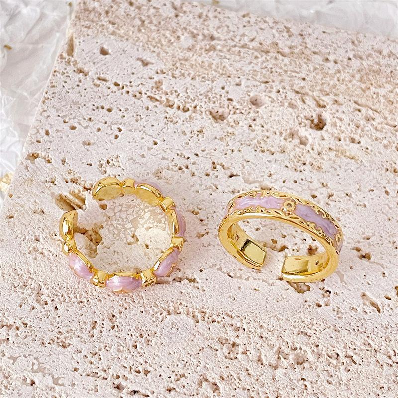 Vintage Pink Enamel Open Ring Gold Trim Niche Design Elegant And Unique Personality Lace Pattern Jewelry