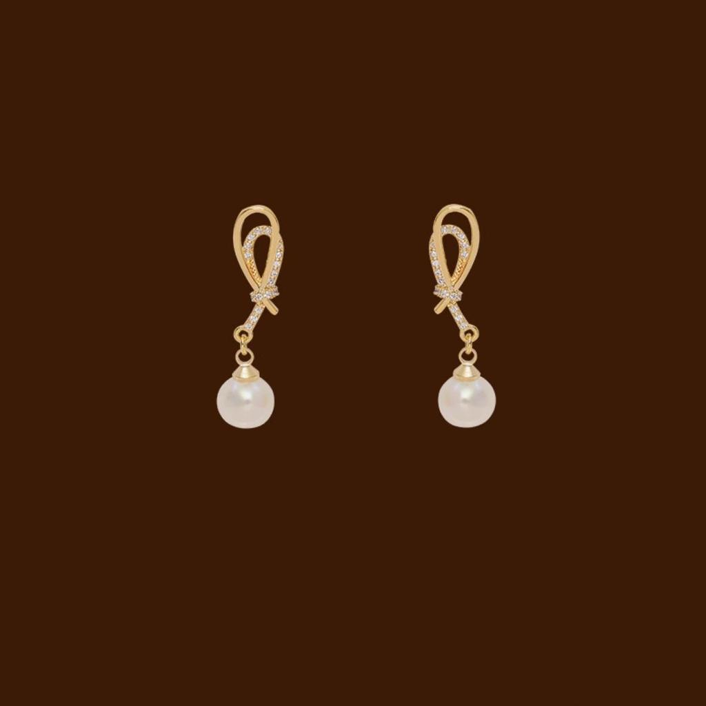 High-End Retro Pearl Ear Clips for Non-Pierced Ears: Elegant Women's Earrings