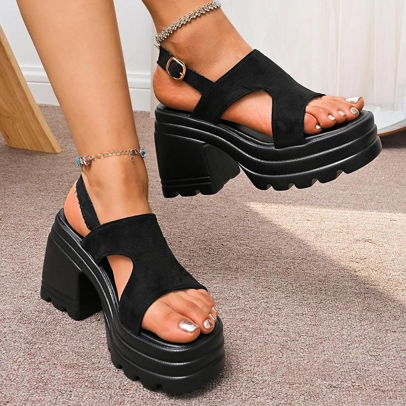 Fashion Women's Gothic Chunky Heels Sandals Summer 2025 Fashion Buckle Strap Platform Sandals Woman Thick Bottom High Heels Roman Shoes