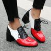 Retro britischer Stil Damen Einzelschuhe Farbabstimmung Brock dicker Absatz hoher Absatz Schnürung vorne Freizeitschuhe hoher Absatz Damen Einzelschuhe