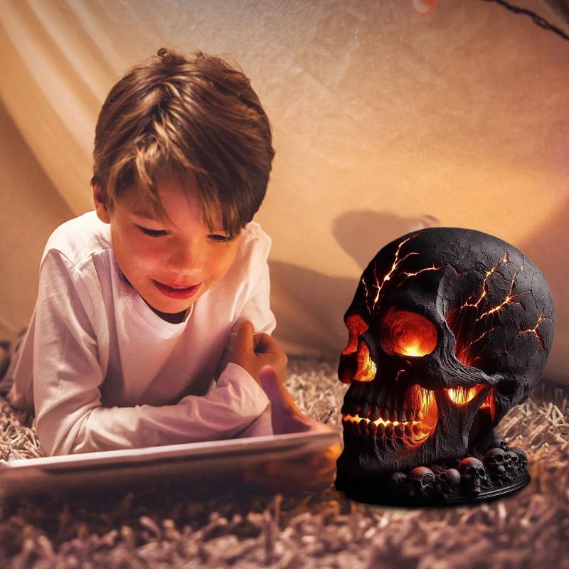 Dekorace lebky z magmatického kamene Stolní lampa lebka s strašidelným LED světlem pro halloweenskou párty Dekorace na krbovou římsu Jedinečný pokojový akcent k zapálení