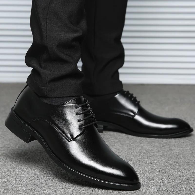 Men's Breathable Leather Shoes, Formal Business Shoes Pointed Lace Up Flat Bottom Wedding Shoes Men's Plus Size