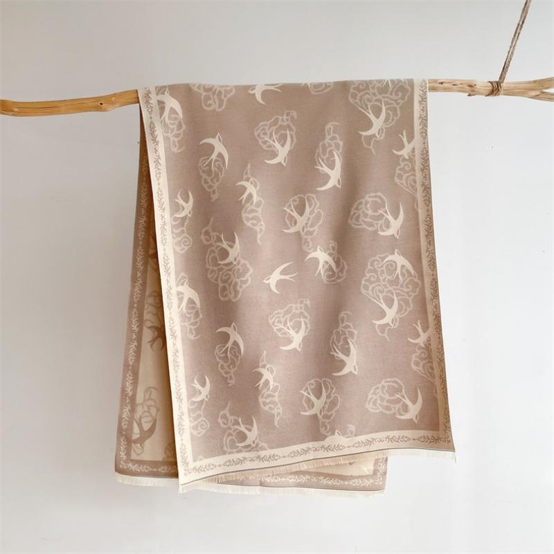 

Autumn and winter new imitation cashmere scarf women s high-end sense swallow auspicious cloud thickened double-sided warm fringed shawl tide 185X65cm хаки