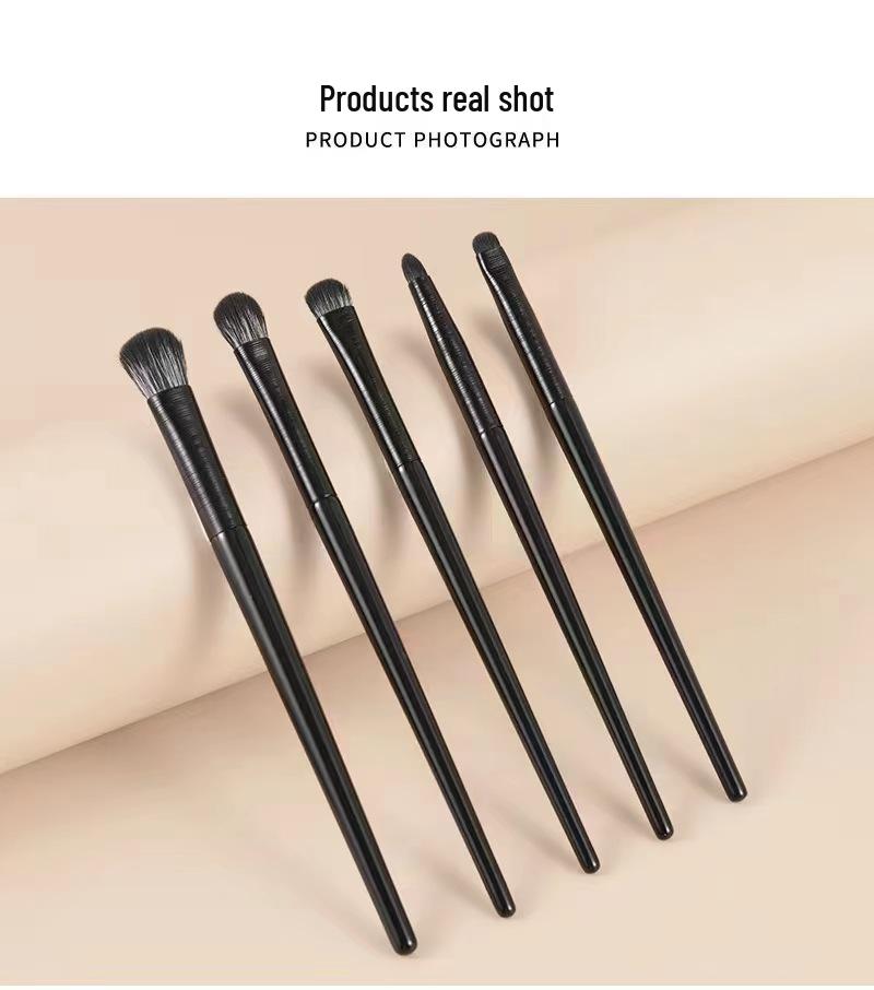 Wang Feifei Blade Eyeliner & Brow Brush A102