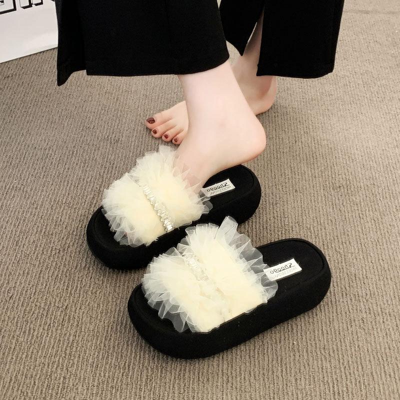 Small Thick-soled Muffins and Height-enhancing Cool Slippers Women's 2025 Summer New Solid Color Sweet Light Luxury One-word Slippers