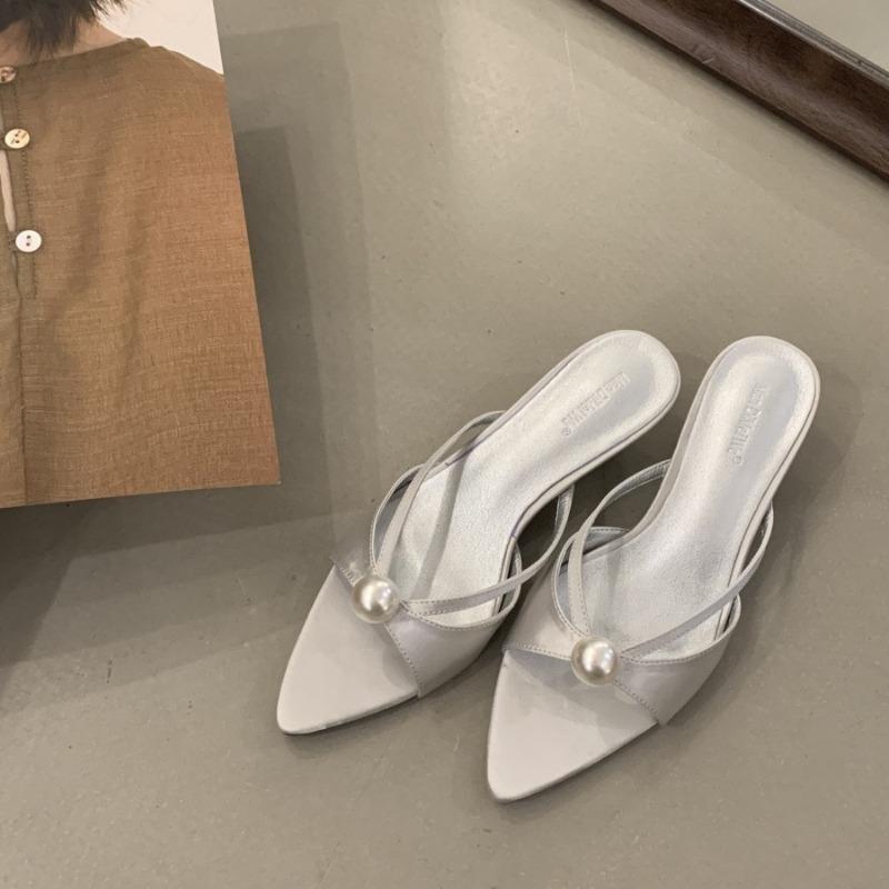 Fashion Elegant Pearl Decor Open-Toe Slippers Fashion Women Slippers Summer 2025 Outwear Pointed Toe Thin Heel Sandals Zapatos De Mujer