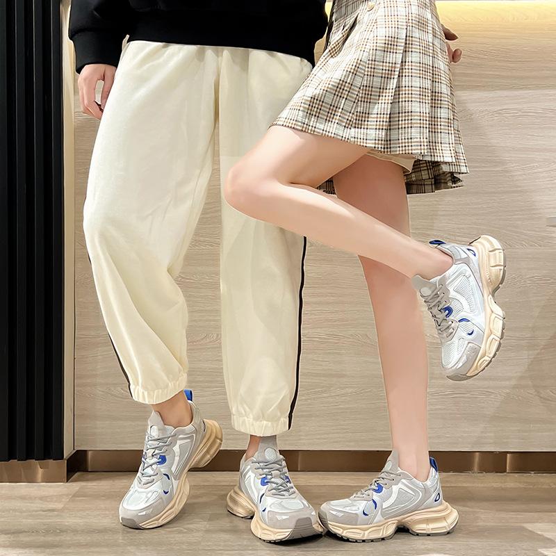 Dámské boty Daddy Jaro a Léto Nové Prodyšný Síťovaný Povrch Ležérní Párové Modely Velká Velikost Dámské Boty Silná Podrážka Sportovní Boty Pánské
