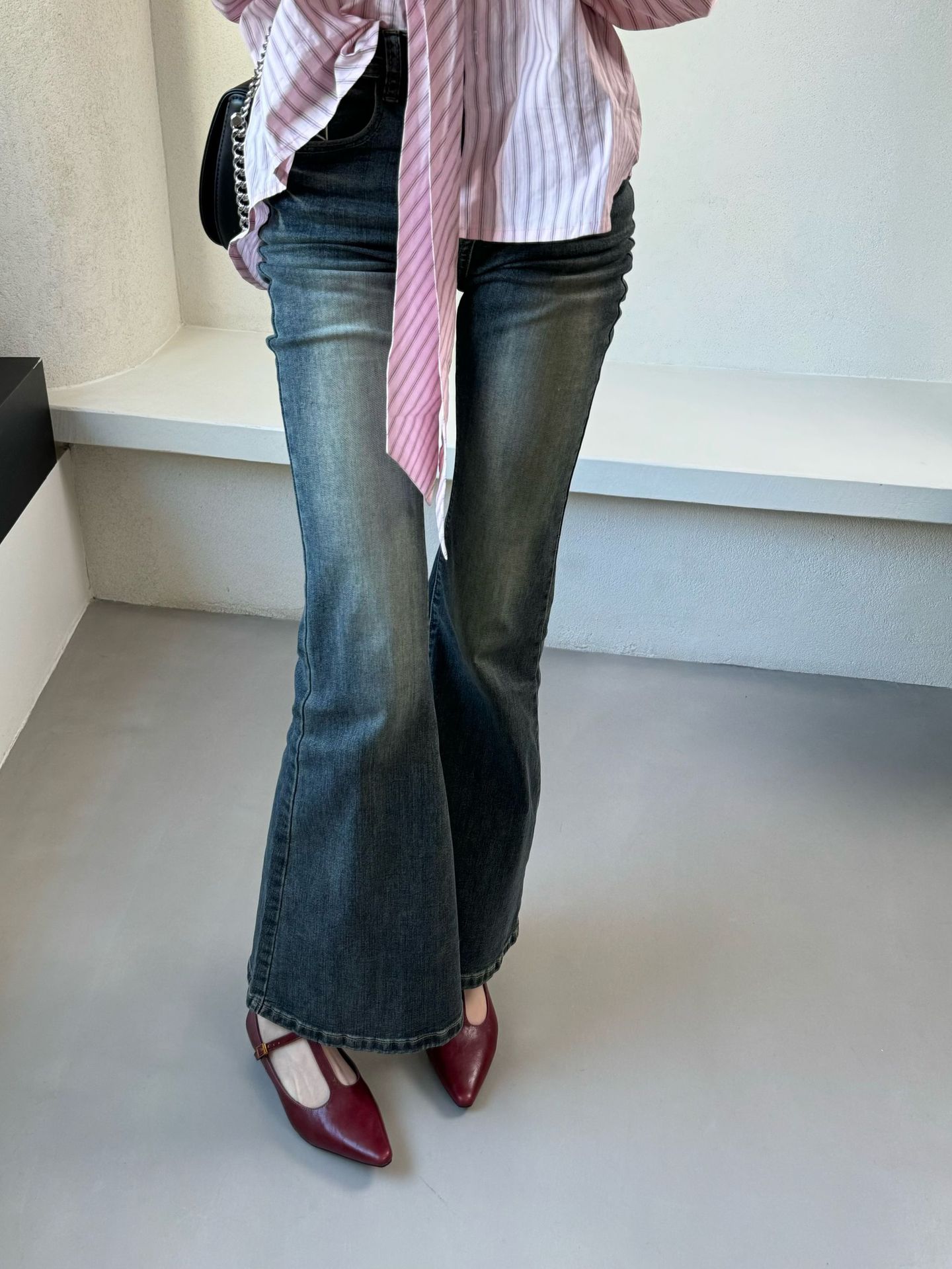 

Туфли женские универсальные 2025 весна новые французские ретро остроносые одинарные туфли танкетка темперамент женские туфли мягкая подошва не устают ноги 40 красный