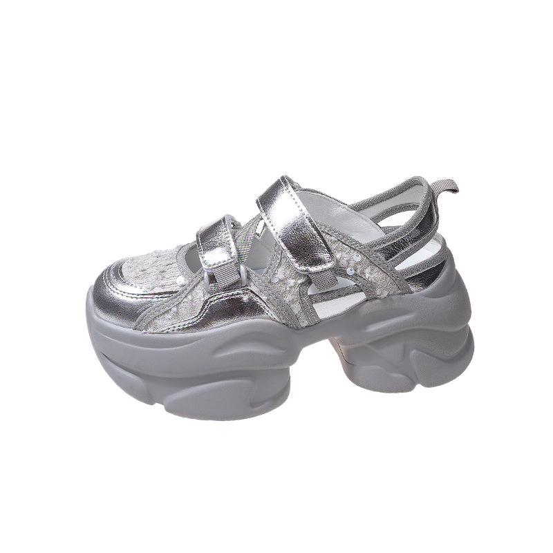 Sommer erhöhende Dad-Schuhe Damen 2025 neu hohles Mesh dicke Sohle leicht atmungsaktiv vielseitig lässig Sport Sandalen