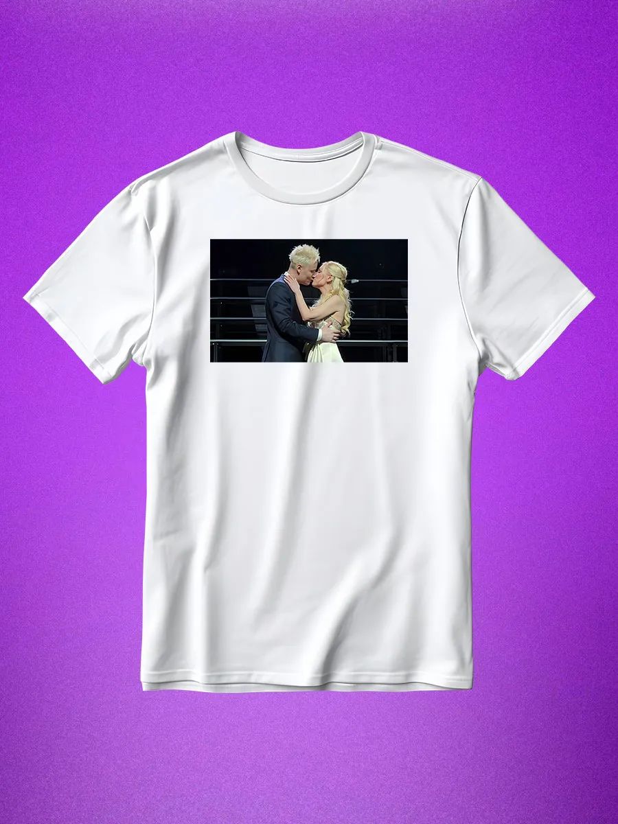 Kiss of Shaman and Mizulina T-shirt XL