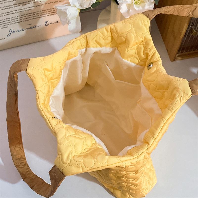 Simple Quilted Love Women's Shoulder Bag Sweet Casual Girls Book Tote Bags Solid Color Large Capacity Female Handbags Purse