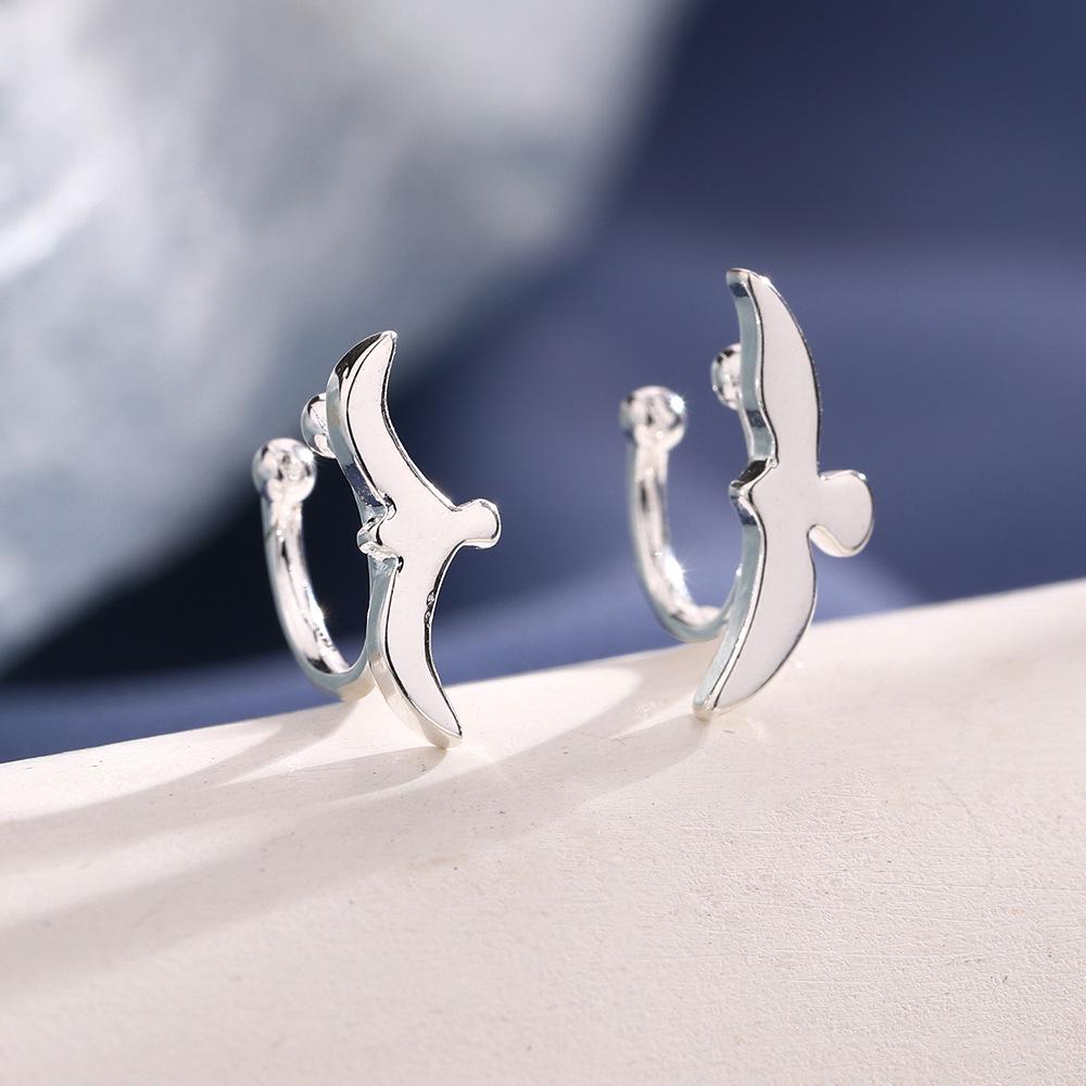 Asymmetrical Seagull Ear Clip - No Piercing, Minimalist Style Swallow Bird Cartilage Earring
