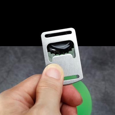 2 Stück Flaschenöffner Arbeitssparend Edelstahl Outdoor Camping Gurtbandschnalle Design Flaschenöffner Küchenwerkzeug