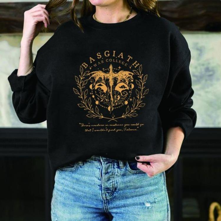 Fourth Wing Fly or Die Hoodie Violet Sorrengail Basgiath War College Sweatshirt Bookish Gift Comfort Color Tops