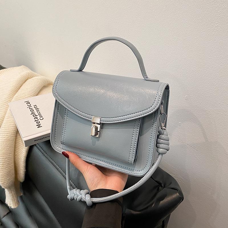 Premium texture small bag women's 2025 new spring and summer popular popular versatile messenger bag fashionable portable small square bag