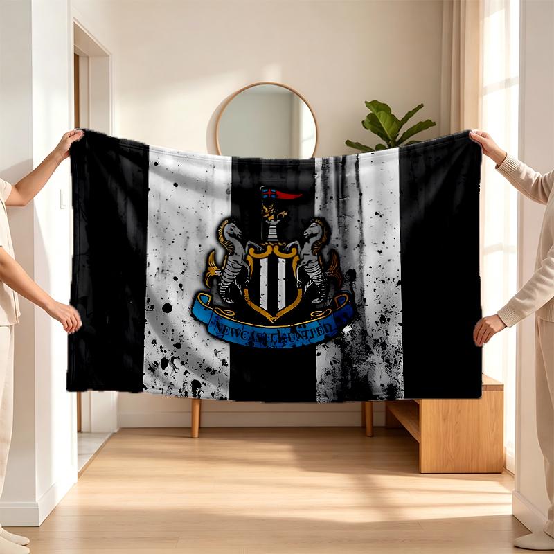 Newcastle United FC (1) Flaneldecke ein weicher Akzent für Schlafzimmer und Wohnzimmer und ein gemütliches Zuhause-Geschenk