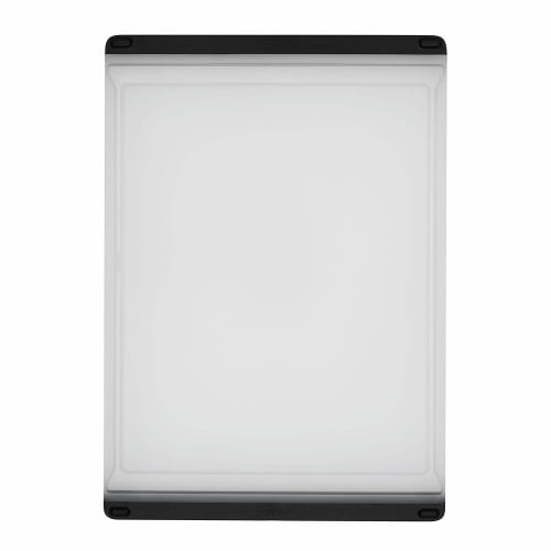 OXO Resin Cutting Board, Medium, 22.7 x 32.7 cm, Dishwasher and Dryer Safe, Bleach Safe, Non-Slip, Moisture-Catching Grooves, Double-Sided