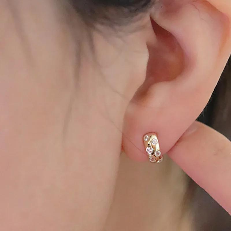 2025 new simple commuter daily earrings earrings female, the minority design feeling, point diamond personality earrings female