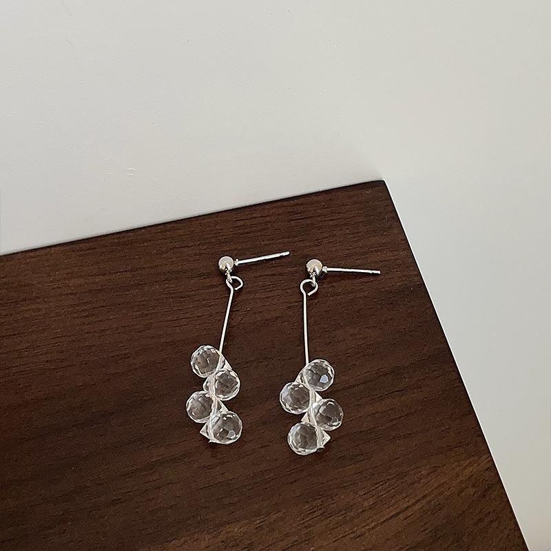 Summer Simple High-End Sense Transparent Round Bead Beaded Stud Earrings Female Niche Temperament Elegant Versatile Earrings
