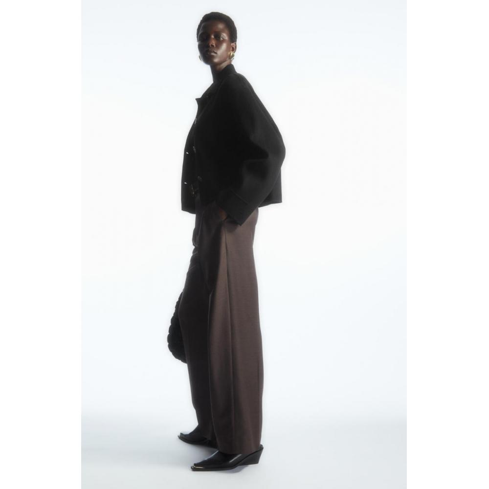 

Двусторонняя шерстяная куртка свободного кроя COS Japan