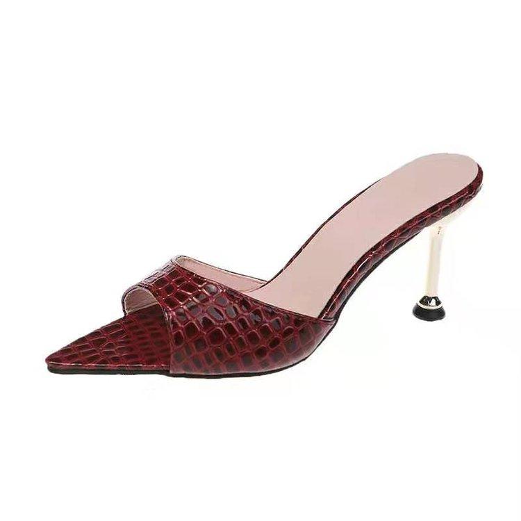 Glamouröse Krokodil-Mode-Forward-Partys Textur High Heel Sandalen - Schicke Slip-On Stilettos mit Spitzem Peep Toe für Bankette