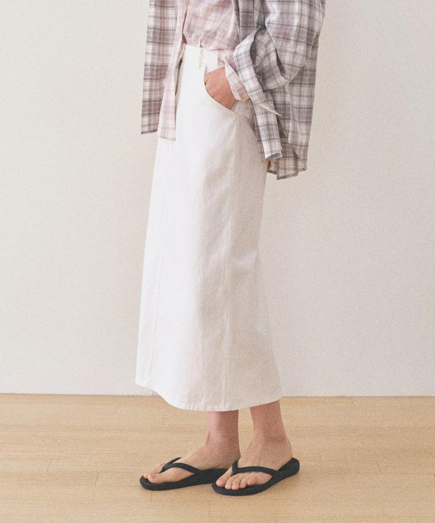 Manggomaenipeullijeu Hem Washed Skirt_Ivory