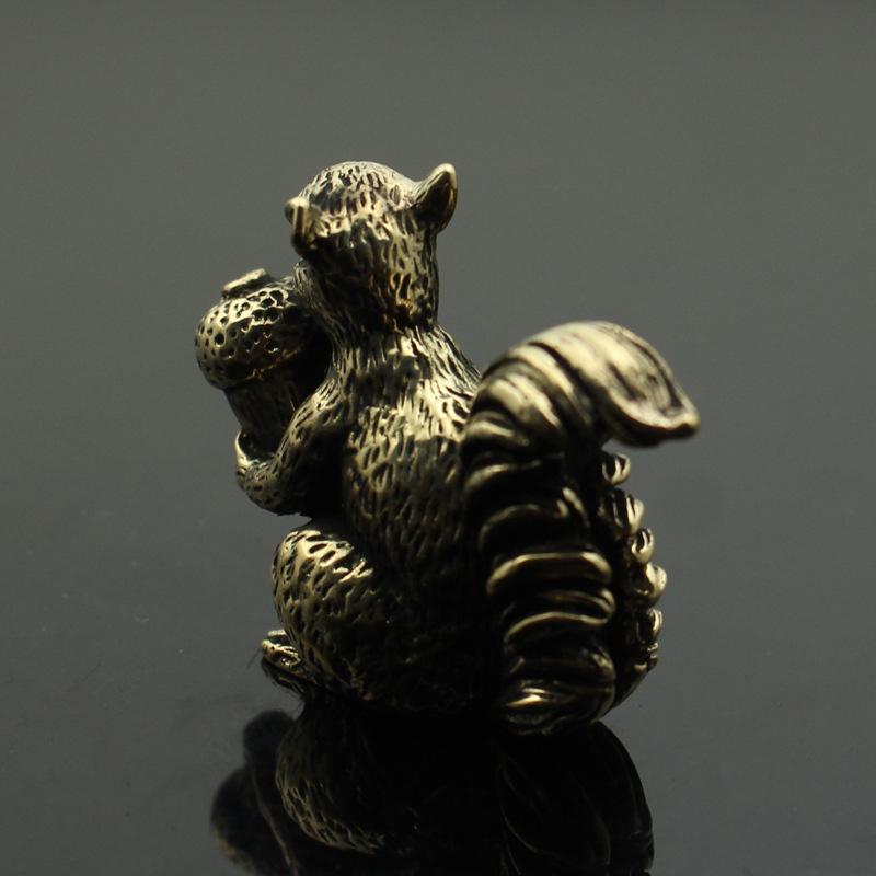 Cute Brass Squirrel Ornament Solid Copper Statue Figurines Brass Squirrels Nuts Tea Pot Incense Holder Desk Decoration
