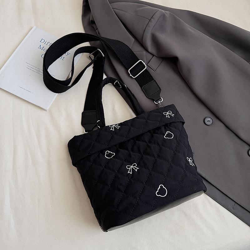 

Winter new commuter large-capacity tote bag, student class shoulder bag, messenger bag, handbag