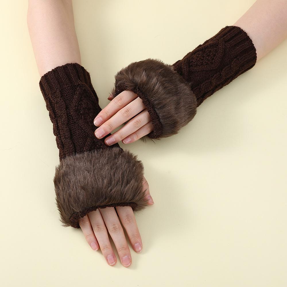 Women's Autumn-Winter Diamond Pattern Knit Wool Gloves