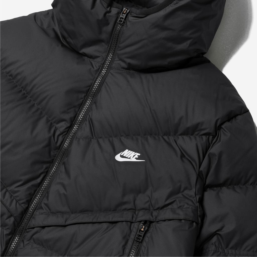 Nike Giubbotto con cappuccio e tasca con cerniera e logo a contrasto, da uomo, nero, DV1132-010