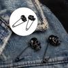Durable Metal Brooch Skull Brooch, Safety Pin with Lock Design, 3D Men Carving Halloween Punk Accessory for Jackets Lapels Backpacks Gift Unique