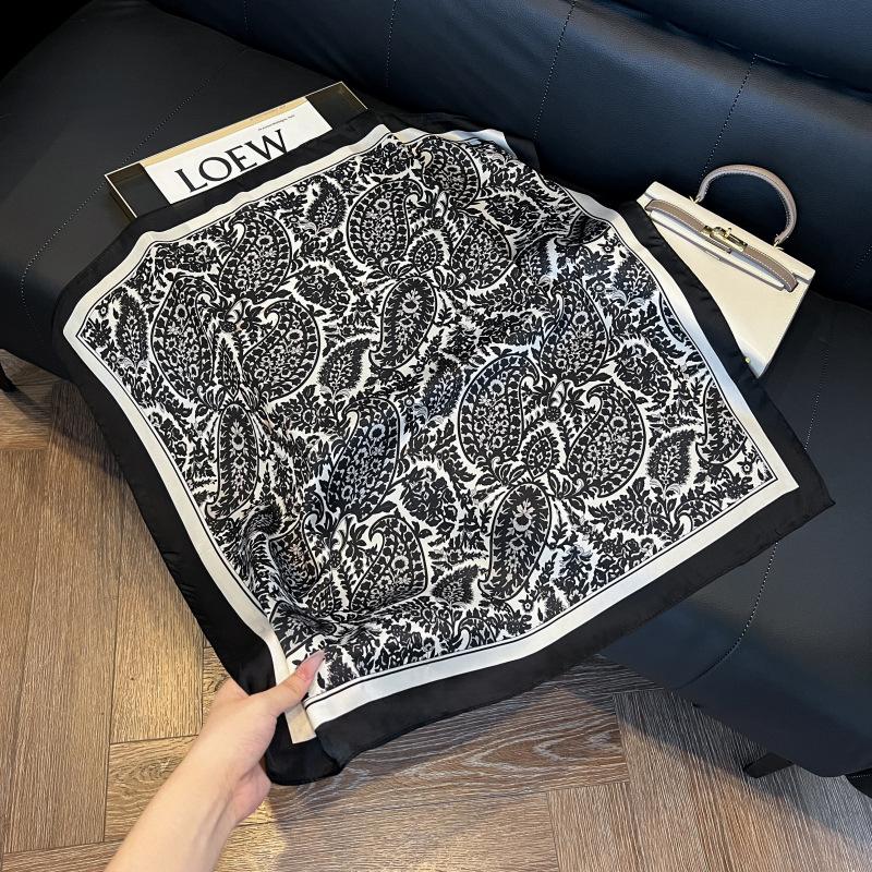 New versatile fashion silk small square scarf professional scarf silk scarf spring and summer matching scarf temperament simple silk scarf