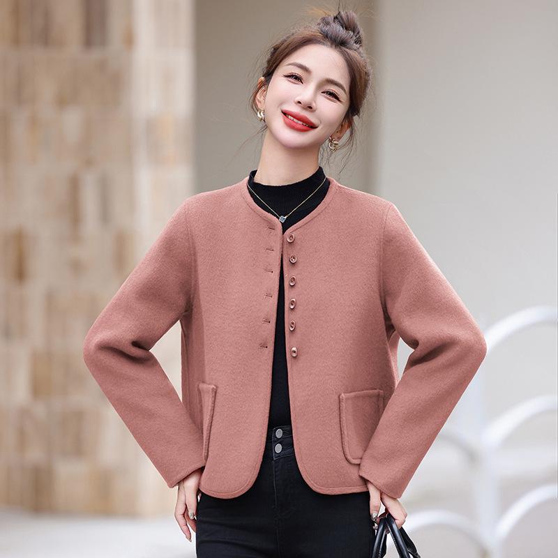 2024 Women's Petite Single-Breasted Slim Wool Coat in Solid Colors - Trendy Short Design for Winter