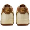 Nike Air Force 1 07 LV8 Kokosové mléko Světle britská hnědá Pánské tenisky Krémová Kaňonově zlatá IB7719-113