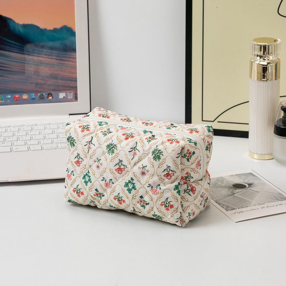 Soft Quilted Cotton Makeup Bag Women Zipper Cosmetic Organizer Handbag Portable Toiletry Case For Girls Stationery Pens Pouch