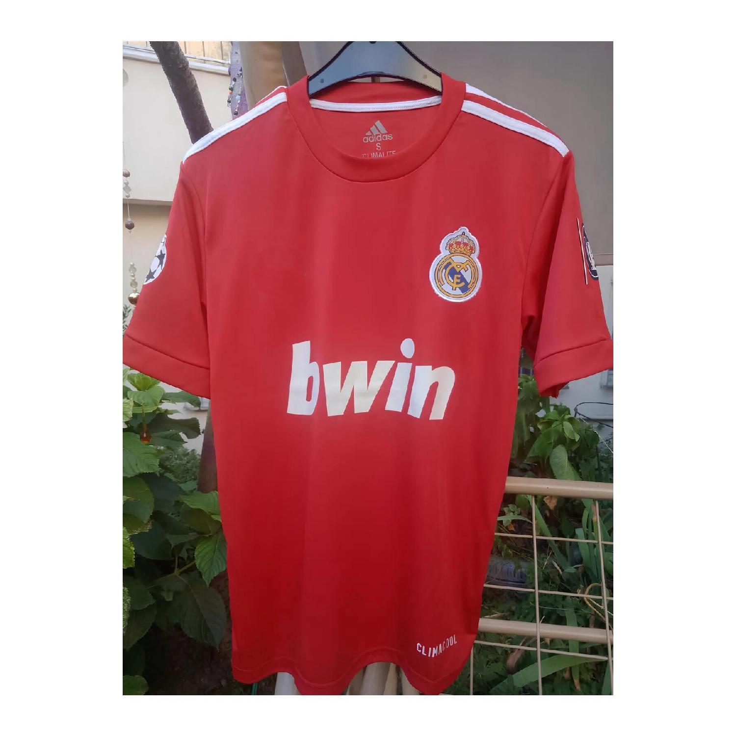 

Ретро Криштиану Роналду В гостях Ностальгия Редджерси S красный