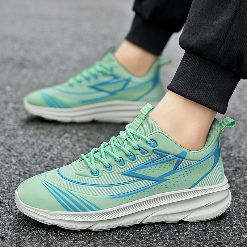 Neue Herrenschuhe Sommer Mesh Laufschuhe Sportschuhe Atmungsaktiv Neue Große Größe Flying Weaving Paar Herren- und Damenschuhe