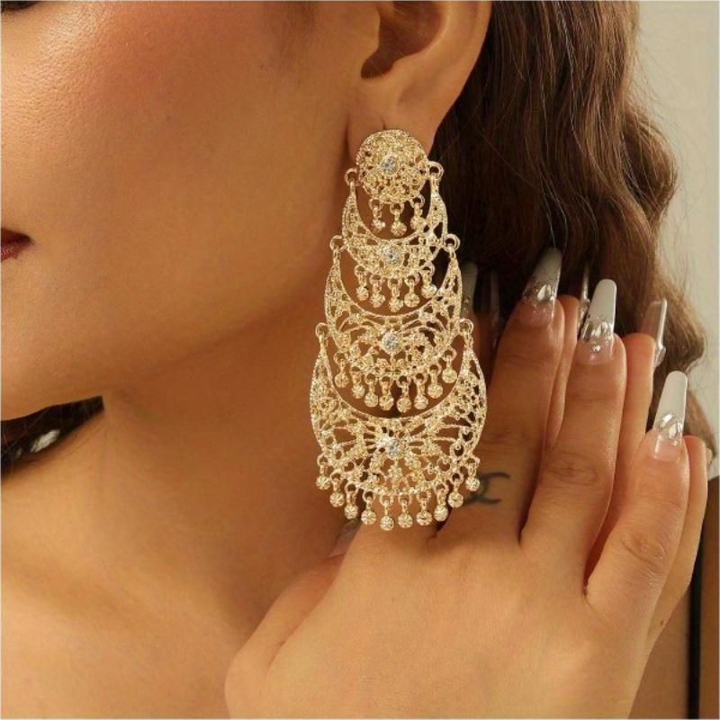 1 Pair of Long Hollow Design Earrings, Perfect for Women To Wear At Parties, Weddings, Dates, or As Gifts