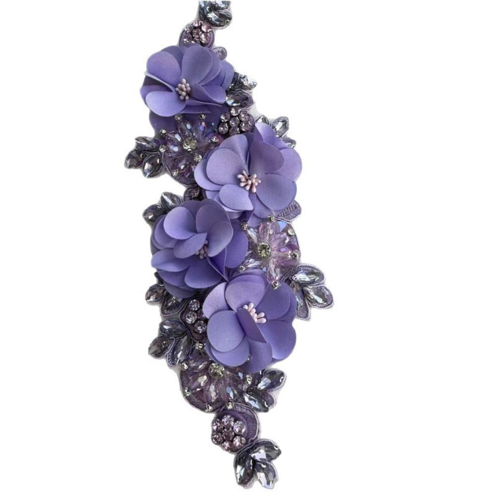 

Rhinestone Beaded Bead Lace Applique Sparkling Glass Bead 3D Crystal Rope Embroidery Patch DIY Handsewn Sew-on Floral Applique фіолетовий