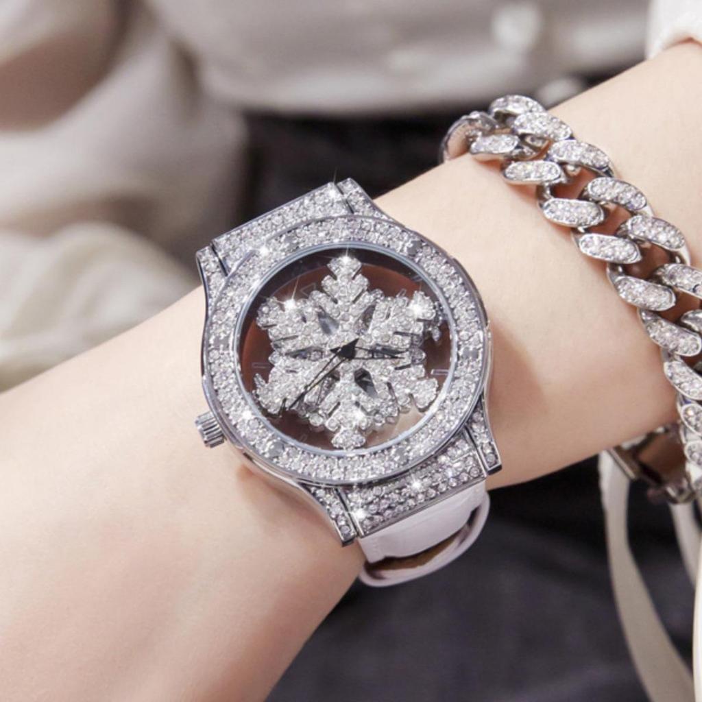 Women's Snowflake Time-Turner Waterproof Wristwatch - New Arrival