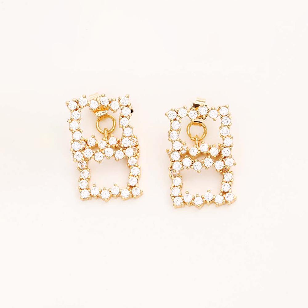 Exquisite Geometric Stud Earrings: Versatile High-End Fashion for Daily Wear